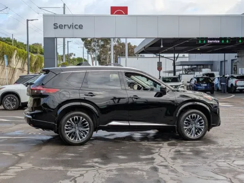 More photos of 2026 Nissan Rogue Platinum at Mossy Nissan El Cajon, CA