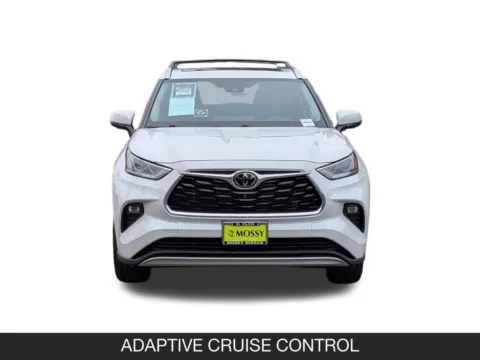 More photos of 2023 Toyota Highlander Platinum at Mossy Nissan El Cajon, CA