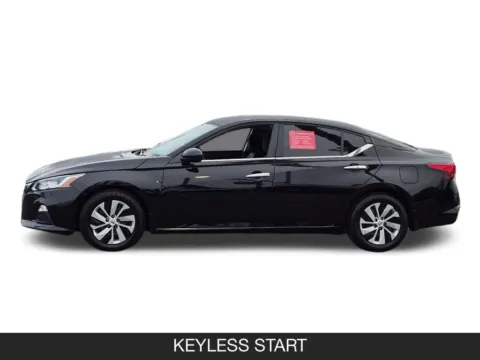 More photos of 2021 Nissan Altima 2.5 S at Mossy Nissan El Cajon, CA
