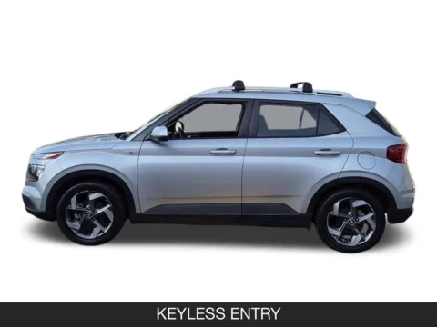 More photos of 2021 Hyundai Venue SEL at Mossy Nissan El Cajon, CA