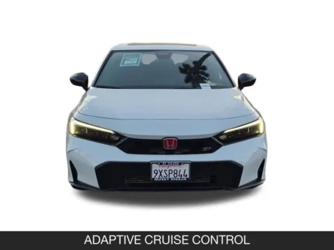 More photos of 2025 Honda Civic Si at Mossy Nissan El Cajon, CA