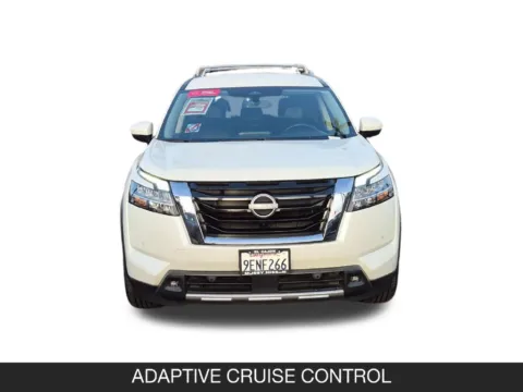 More photos of 2023 Nissan Pathfinder SL at Mossy Nissan El Cajon, CA
