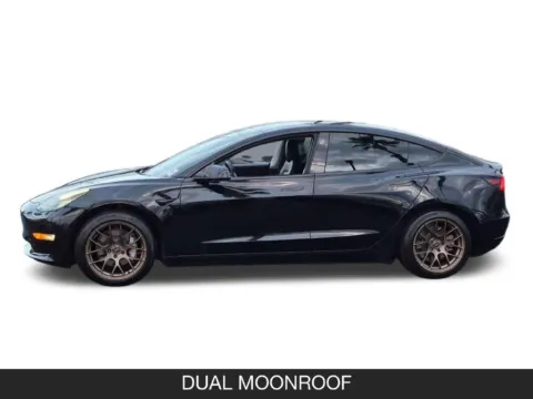 More photos of 2019 Tesla Model 3 Long Range at Mossy Nissan El Cajon, CA
