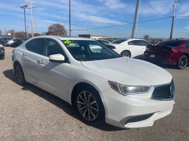 Acura TLX photo 7