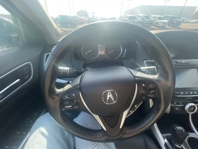 Acura TLX photo 15