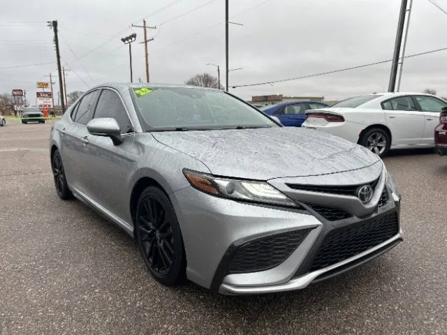 Toyota Camry photo 7