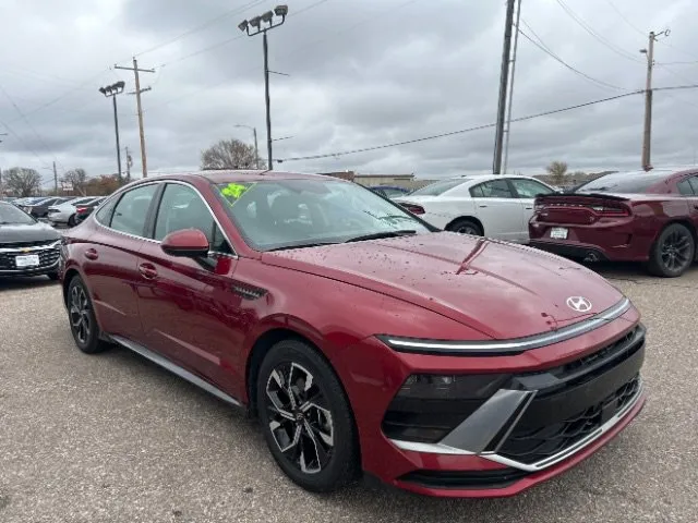 Hyundai Sonata photo 7