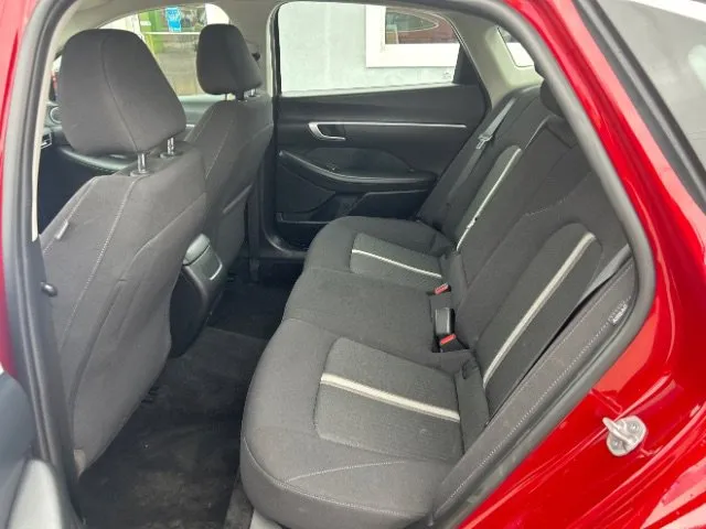 Hyundai Sonata photo 11
