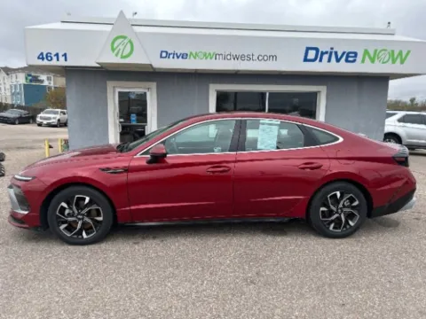 Photos of 2024 Hyundai Sonata SEL for sale in Wichita, KS at Drive Now Wichita