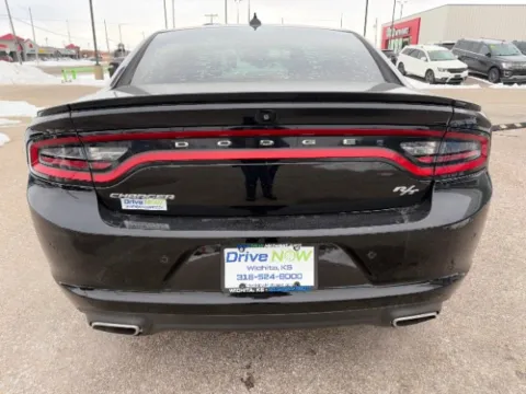 More photos of 2018 Dodge Charger R/T at Drive Now Wichita, KS