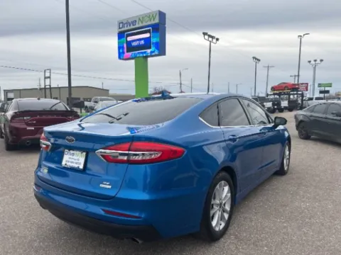More photos of 2020 Ford Fusion SE at Drive Now Wichita, KS