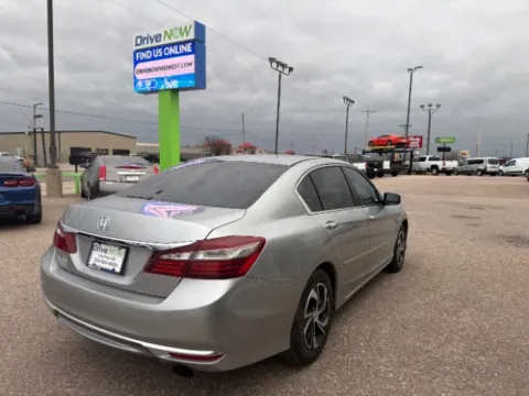 More photos of 2016 Honda Accord Sedan LX at Drive Now Wichita, KS
