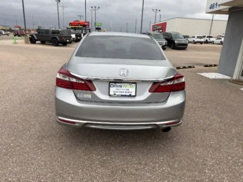 More photos of 2016 Honda Accord Sedan LX at Drive Now Wichita, KS