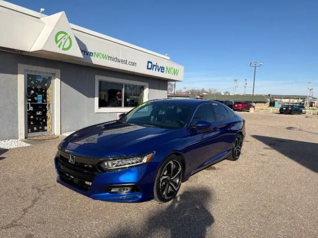 2018 Honda Accord Sport's photo