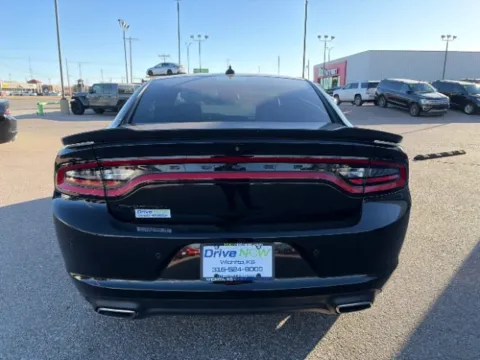 More photos of 2020 Dodge Charger SXT at Drive Now Wichita, KS