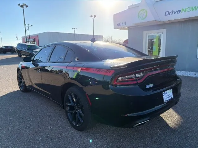 Dodge Charger photo 3