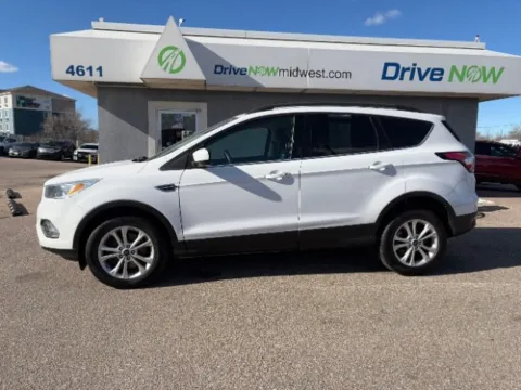 Photos of 2018 Ford Escape SE for sale in Wichita, KS at Drive Now Wichita