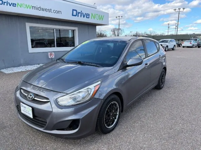 Gray 2017 Hyundai Accent SE for sale in Wichita, KS