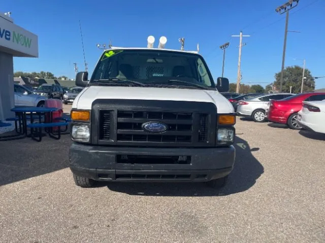 Ford Econoline photo 8