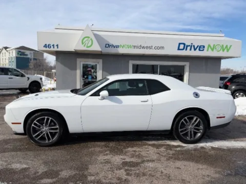 Photos of 2019 Dodge Challenger SXT for sale in Wichita, KS at Drive Now Wichita