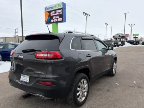 More photos of 2015 Jeep Cherokee Limited at Drive Now Wichita, KS
