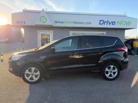 Photos of 2016 Ford Escape SE for sale in Wichita, KS at Drive Now Wichita