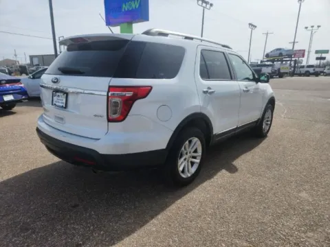 More photos of 2015 Ford Explorer XLT at Drive Now Wichita, KS