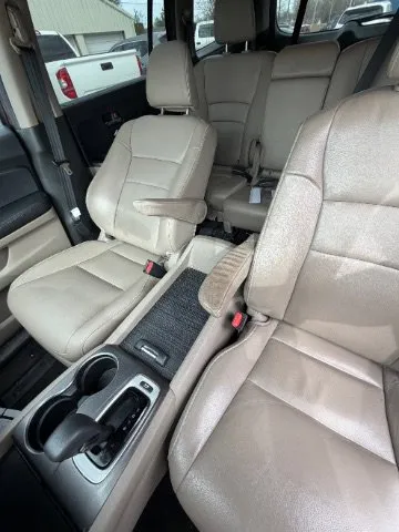 Honda Pilot photo 9