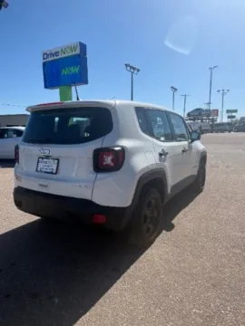 More photos of 2018 Jeep Renegade Sport at Drive Now Wichita, KS