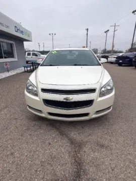 White 2011 Chevrolet Malibu LT w/2LT for sale in Wichita, KS