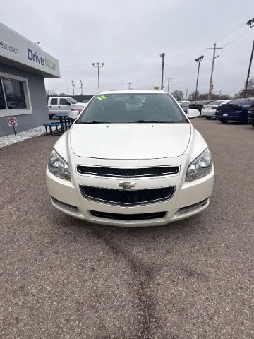 White 2011 Chevrolet Malibu LT w/2LT for sale in Wichita, KS