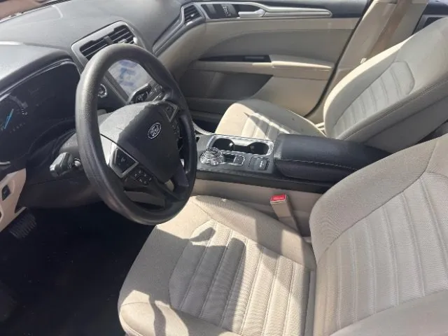 Ford Fusion photo 26