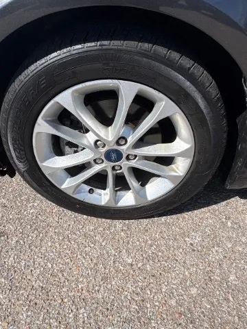 Ford Fusion photo 15