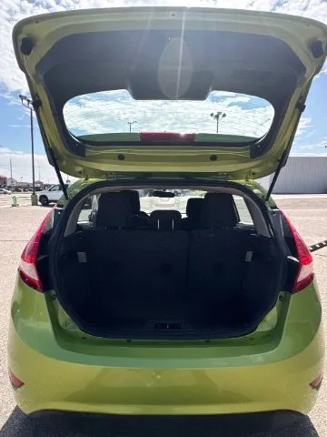 Ford Fiesta photo 15