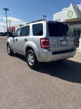 More photos of 2009 Ford Escape XLT at Drive Now Wichita, KS