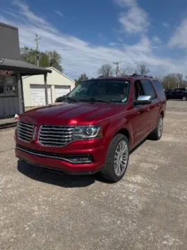 Red 2017 Lincoln Navigator Reserve for sale in Wichita, KS