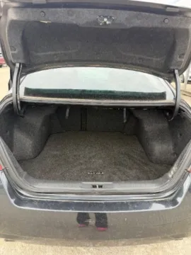 More photos of 2013 Nissan Altima 2.5 SL at Drive Now Wichita, KS