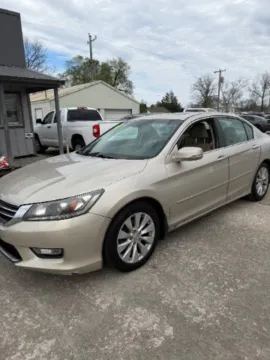 Photos of 2013 Honda Accord Sdn EX-L for sale in Wichita, KS at Drive Now Wichita