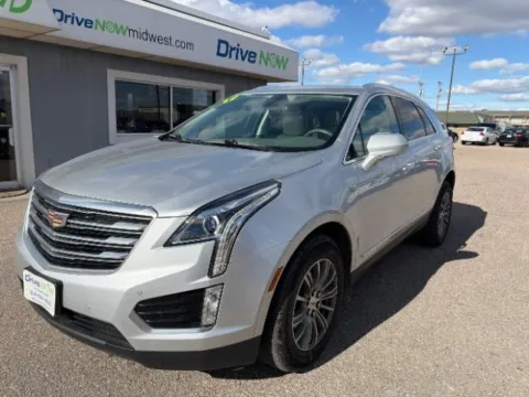 Silver 2017 Cadillac XT5 Luxury AWD for sale in Wichita, KS