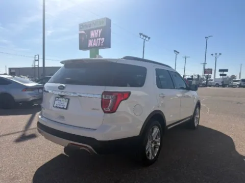 More photos of 2017 Ford Explorer XLT at Drive Now Wichita, KS