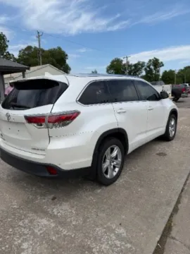 Another view of 2016 Toyota Highlander Limited V6 for sale in Wichita, KS at Drive Now Wichita