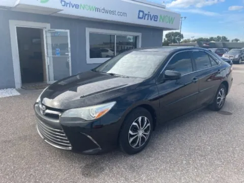 Black 2016 Toyota Camry LE for sale in Wichita, KS