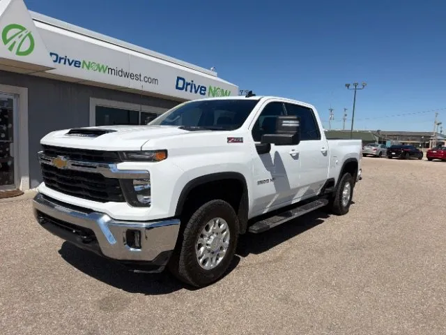 White 2024 Chevrolet Silverado 2500HD LT for sale in Wichita, KS