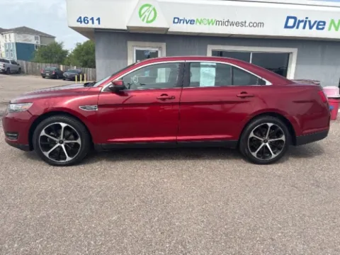 More photos of 2015 Ford Taurus SEL at Drive Now Wichita, KS