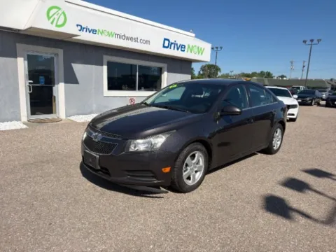 Gray 2014 Chevrolet Cruze 1LT for sale in Wichita, KS