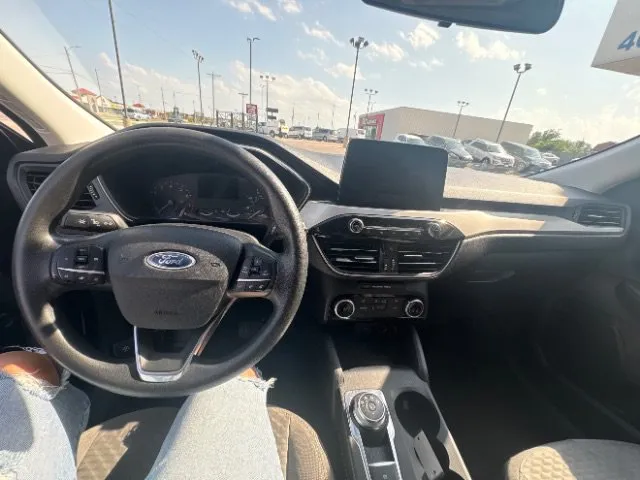 Ford Escape photo 11
