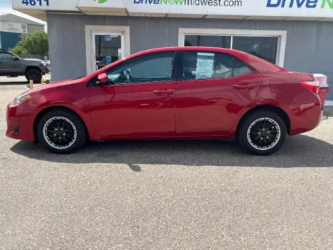 More photos of 2019 Toyota Corolla LE at Drive Now Wichita, KS