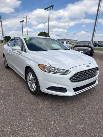 White 2014 Ford Fusion SE for sale in Wichita, KS