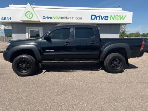 More photos of 2008 Toyota Tacoma PreRunner at Drive Now Wichita, KS
