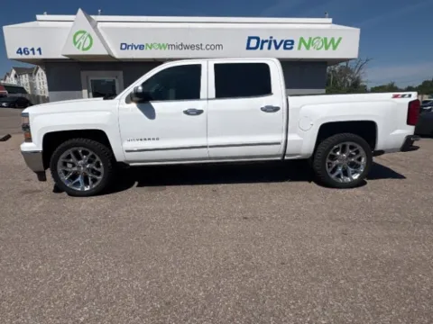 More photos of 2015 Chevrolet Silverado 1500 LT at Drive Now Wichita, KS